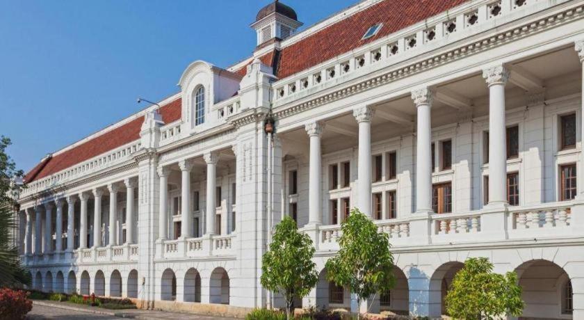 The Grand Palace Resident Jacarta Exterior foto